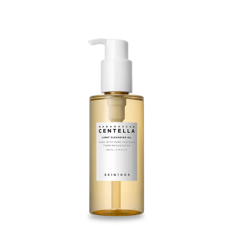 Madagascar Centella Light Cleansing Oil